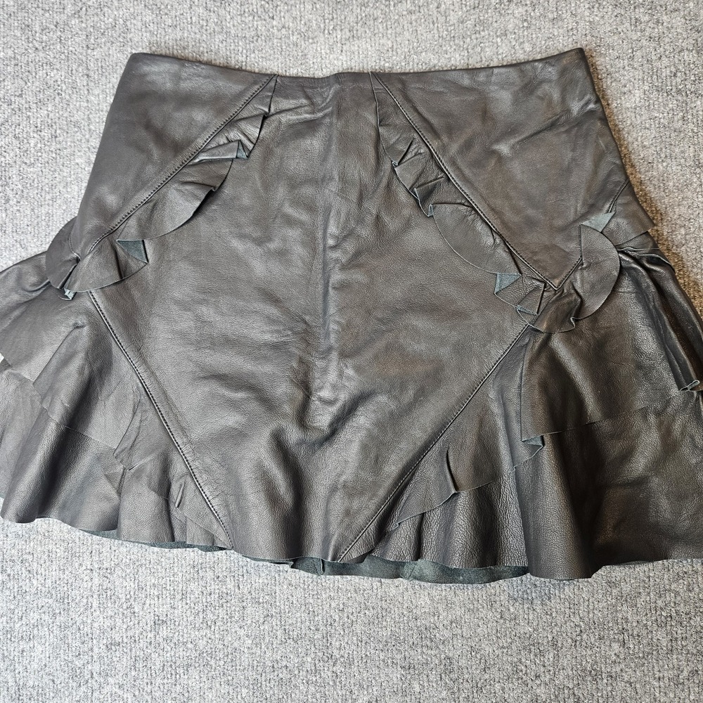 Derek Lam 10 Crosby Mini Skirt Lamb Leather Size 6 Ruffle Chic Quiet Luxury